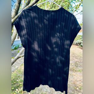 Eileen Fisher Cap Sleeve Large Black Ribbed Top